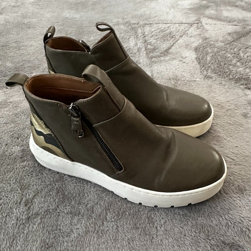 Vionic Brinkley Ankle Boots Shoes Leather Green Camo Women's 6.5 Comfort